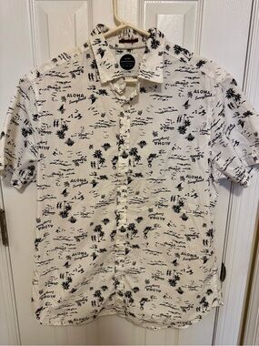 Men's White Denim & Flower Aloha Print Short-Sleeve Button-Up Shirt